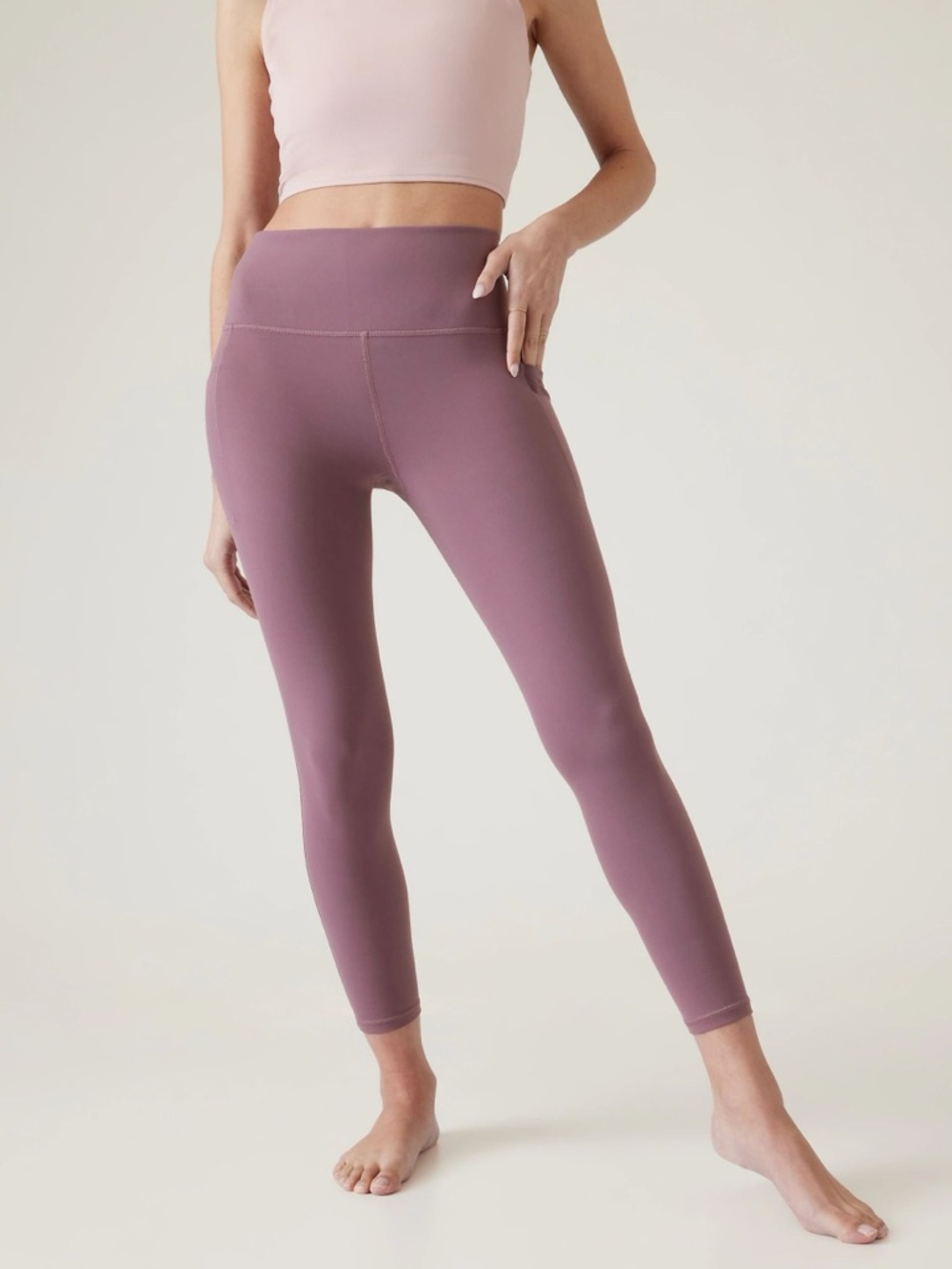 ATHLETA Salutation Stash High Rise 7/8 Legging, Medium